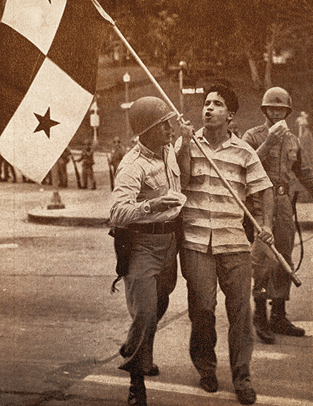 Fotos publicadas con el artículo “Why do they hate us”, escrito por Harold H. Martin, el 23 de abril de 1960. Fotos publicadas con el artículo “Why do they hate us”, escrito por Harold H. Martin, el 23 de abril de 1960.