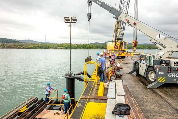 Muelle de Diablo recibe mantenimiento mayor