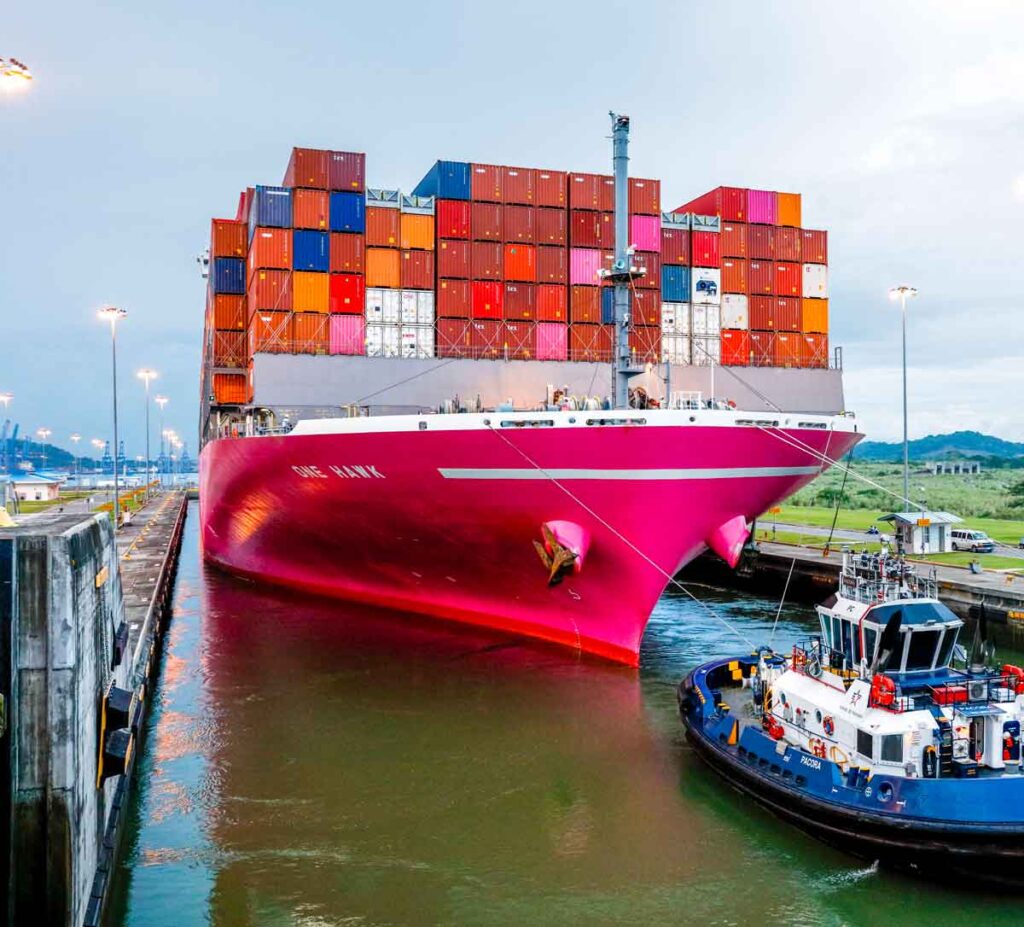 Editorial - Cinco años creciendo - Canal de Panamá