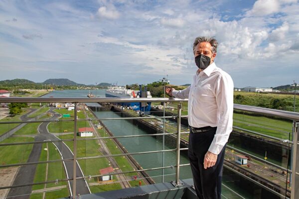 Secretario de Estado de Estados Unidos, Antony Blinken, así como del Secretario de Seguridad Nacional, Alejandro Mayorkas en el Canal de Panamá