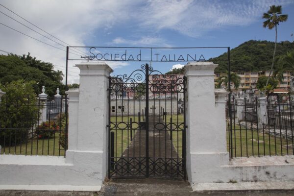 Memoria de la comunicación interoceánica en el Cementerio Amador
