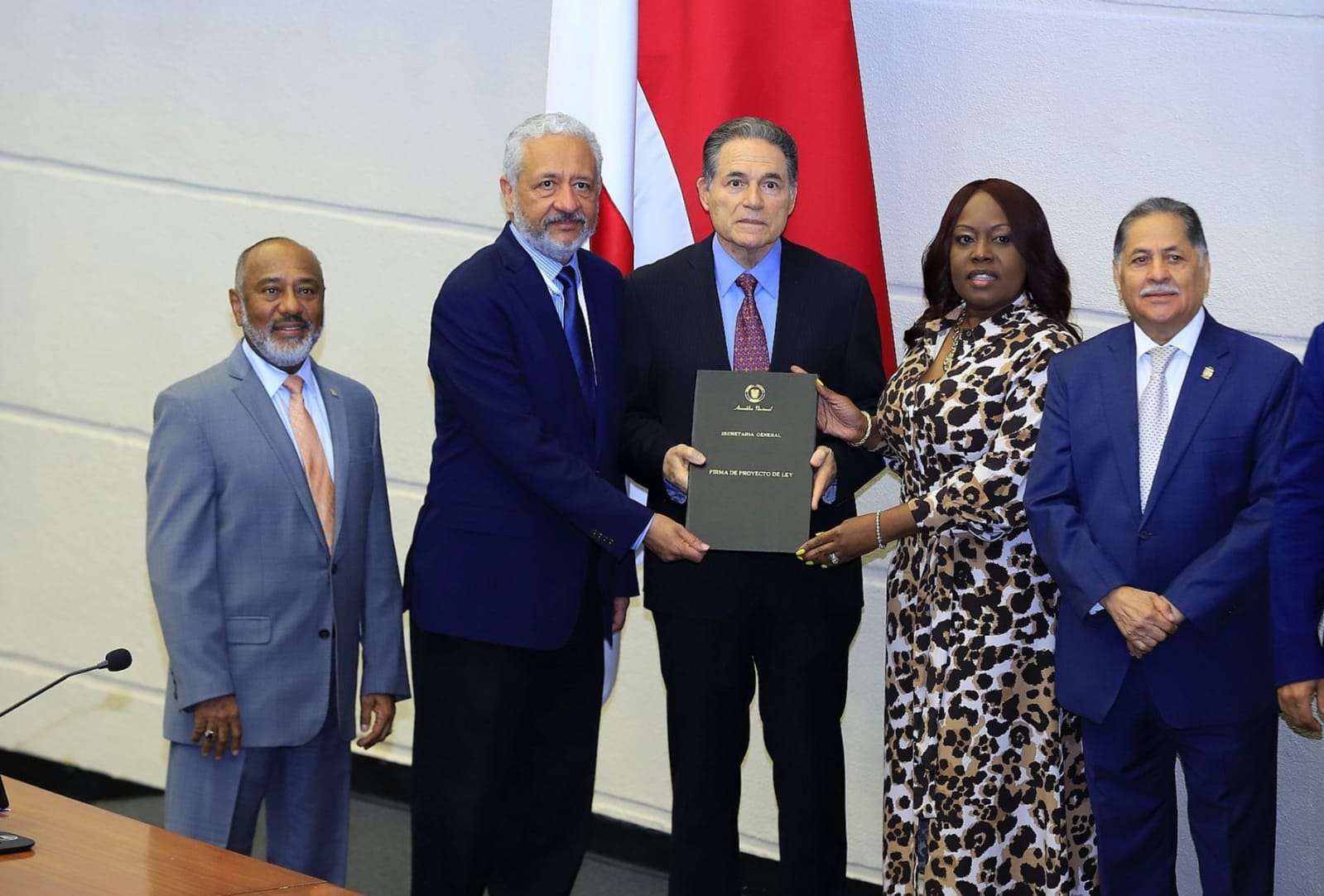 Asamblea Nacional aprueba en tercer debate presupuesto del Canal de Panamá