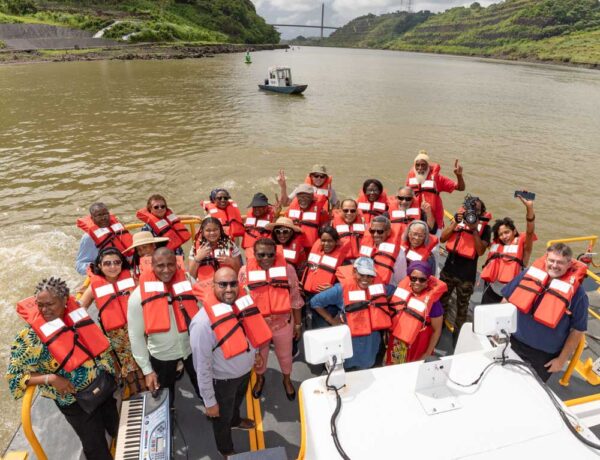 Celebrando la semana "Conozca su Canal": Honrando el legado antillano en Panamá