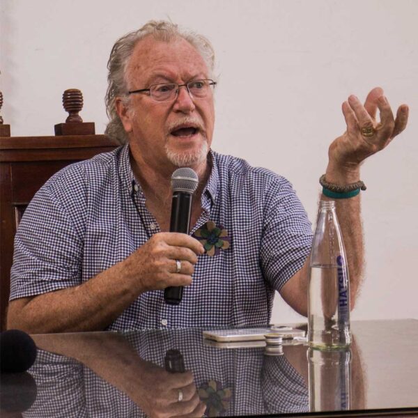 El martes 23 de enero, en el marco del Hay Fórum Ciudad de Panamá, el administrador del Canal de Panamá, Ricaurte Vázquez Morales, participará de la mesa redonda “Los retos de Panamá”. Esta conversación será moderada por la la abogada y comunicadora social Lina Vega junto al periodista, escritor y docente Jon Lee Anderson (Estados Unidos); el etnólogo, explorador, escritor, cineasta y fotógrafo Wade Davis (Canadá) y la experta en cambio climático Ligia Castro (Panamá). Este encuentro se dará en el vestíbulo del Museo del Canal Interoceánico a a las 6:30 p. m. y el público asistente podrá ofrecer sus puntos de vista con los panelistas. 