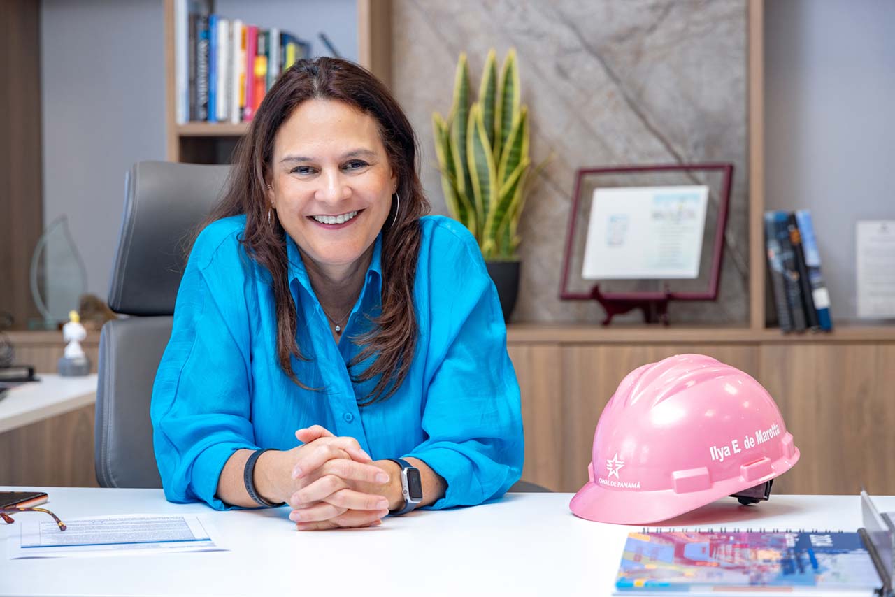 Ilya Espino de Marotta - Canal de Panamá